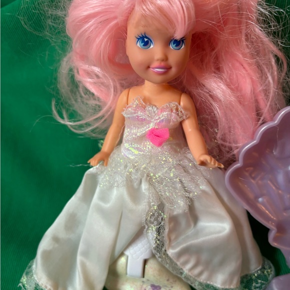 My Pretty Mermaids SEASIDE WEDDING SET 1991 Playskool Bride Groom Merbaby Doll - Picture 6 of 6